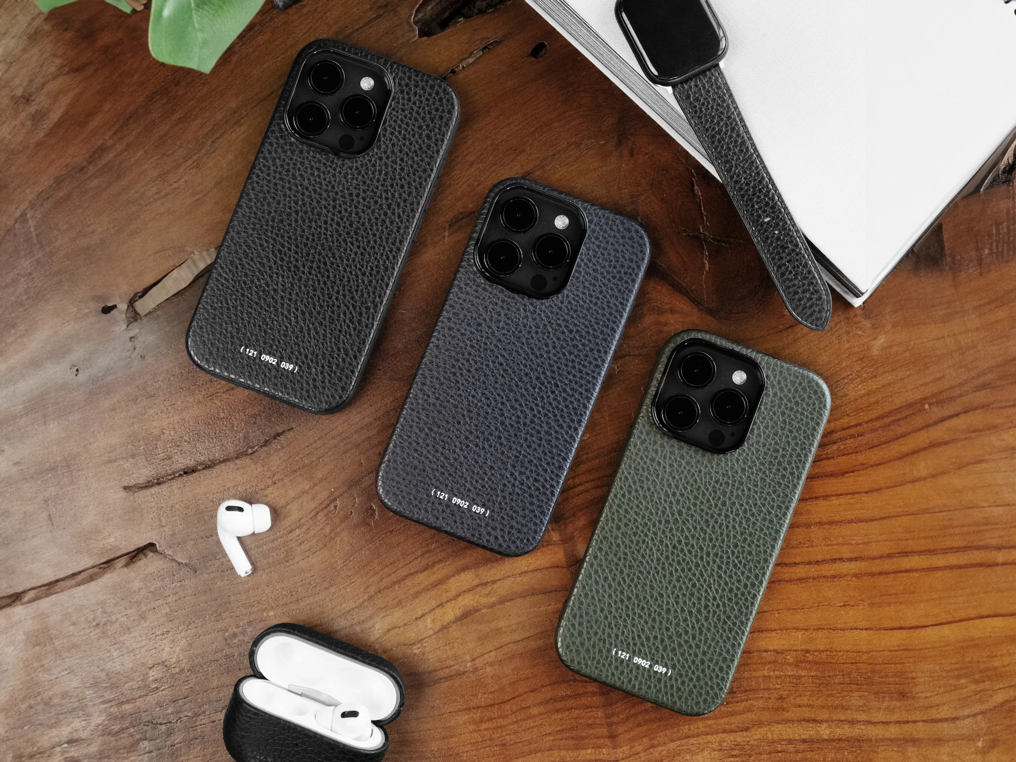 121 MagSafe Pebbled Leather Case | iPhone 16 Pro - Image 15