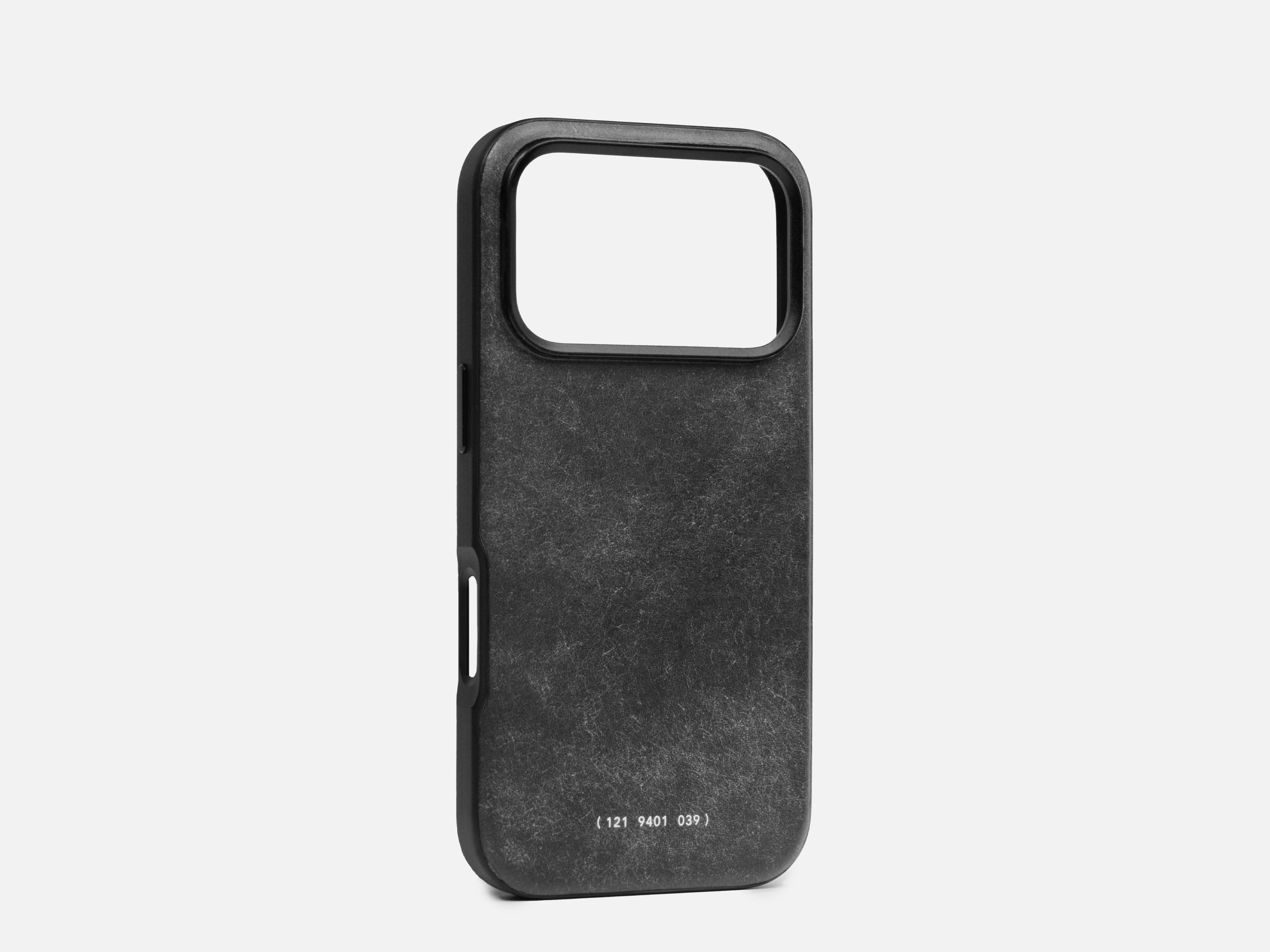 121 MagSafe Snowflake Leather Case | iPhone 17 Pro - Image 3